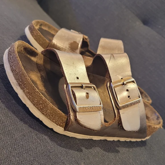 SOLD — SOLD — SOLD—-RoseGold/MetallicCopper BIRKENSTOCK Arizona Soft Footbed,38R - Picture 2 of 12